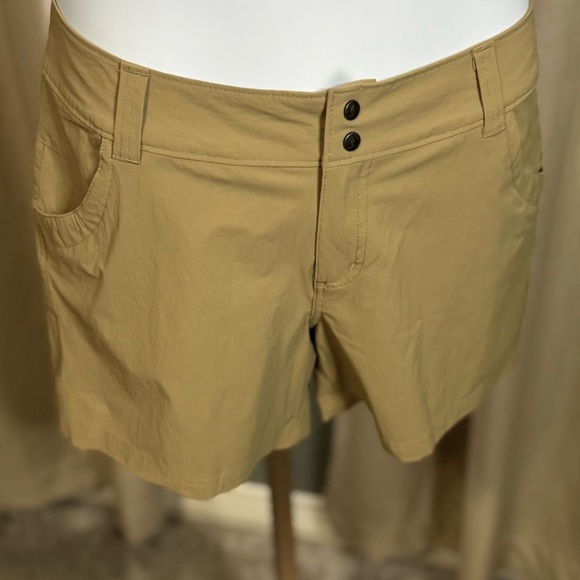 Ascend Khaki Hiking Shorts Size 10 - Picture 3 of 10